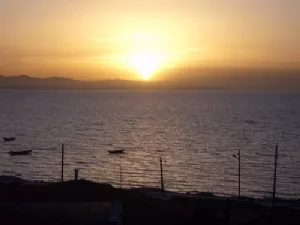 Solnedgang fra hotelværelset