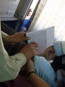 Og der skrives under