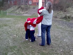 Flaget hejses for fødselarerne