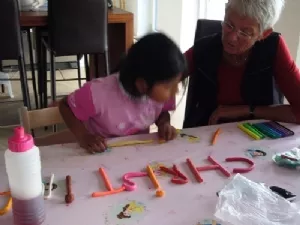 Modellervoks med Farmor og Farfar