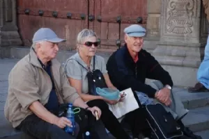 Tre brugte og blege danskere