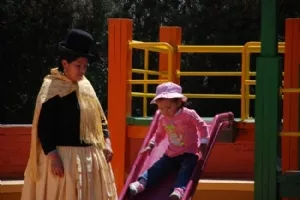 En flot Aymara-mor med sin datter