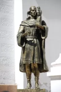 Skulptøren Francisco Tito Yupanquio, barnebarn af Incakongen Tupac Yupanquio, som udførte figuren af La Virgin de Copacabana
