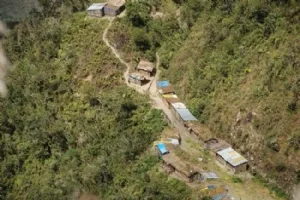 Her bor der også mennesker, langt fra alfavej