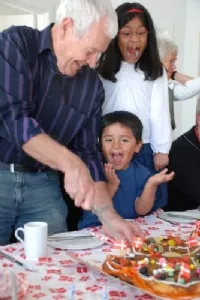 Så skal der skriges, når halsen skæres over