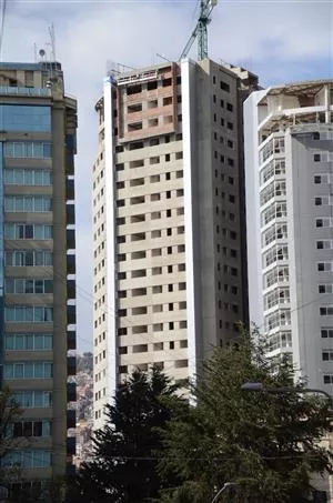 Der er opsving i La Paz, der bygges overalt