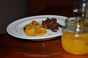 Fjerde ret - konfiteret lam og søde kartofler