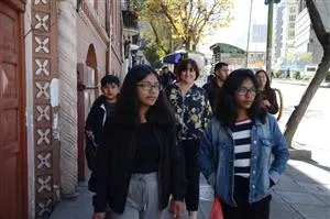 Familien Nyborg, endelig ude af Mercado Uyustus