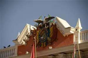 Nationalkongressen med våbenskjoldet